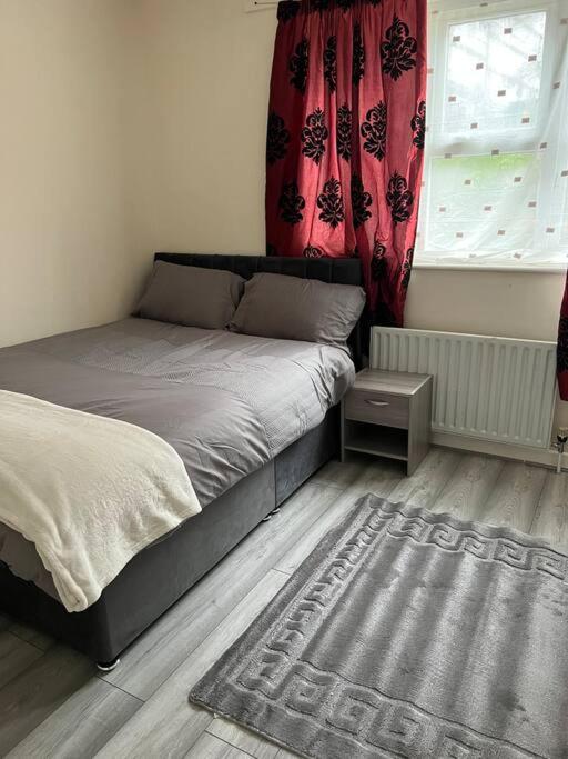 Extra Large House In Woolwich Βίλα Plumstead  Εξωτερικό φωτογραφία